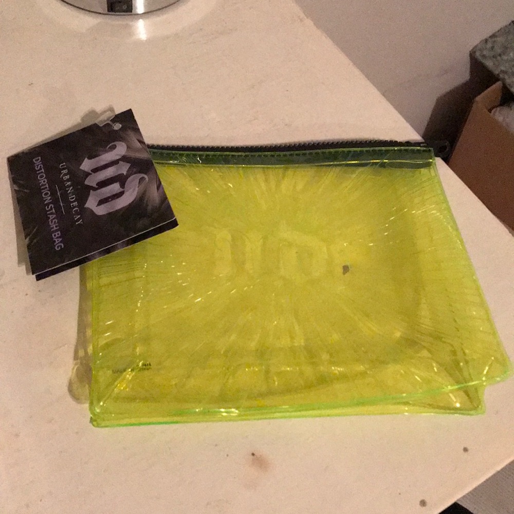 Urban decay makeup bag